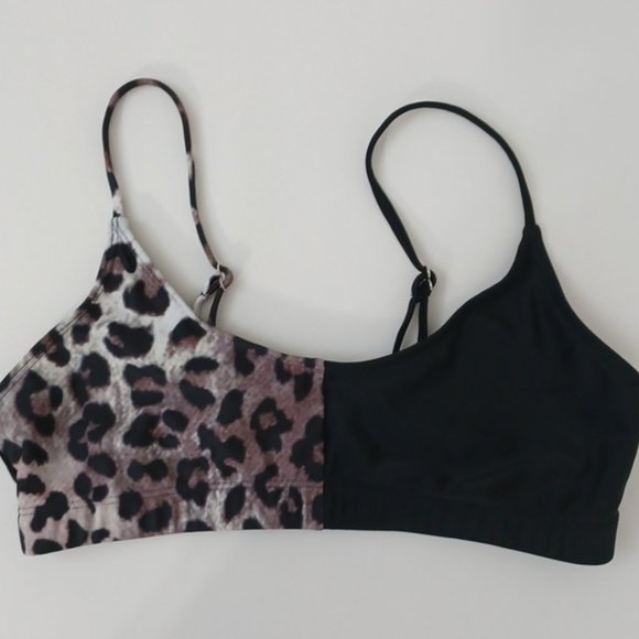 ✨3/$25✨Shein Black/Leopard Swim Top - L - Picture 1 of 8